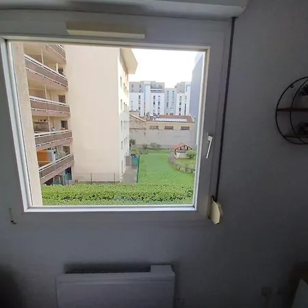 2 Personnes Sans Souci Lyon
